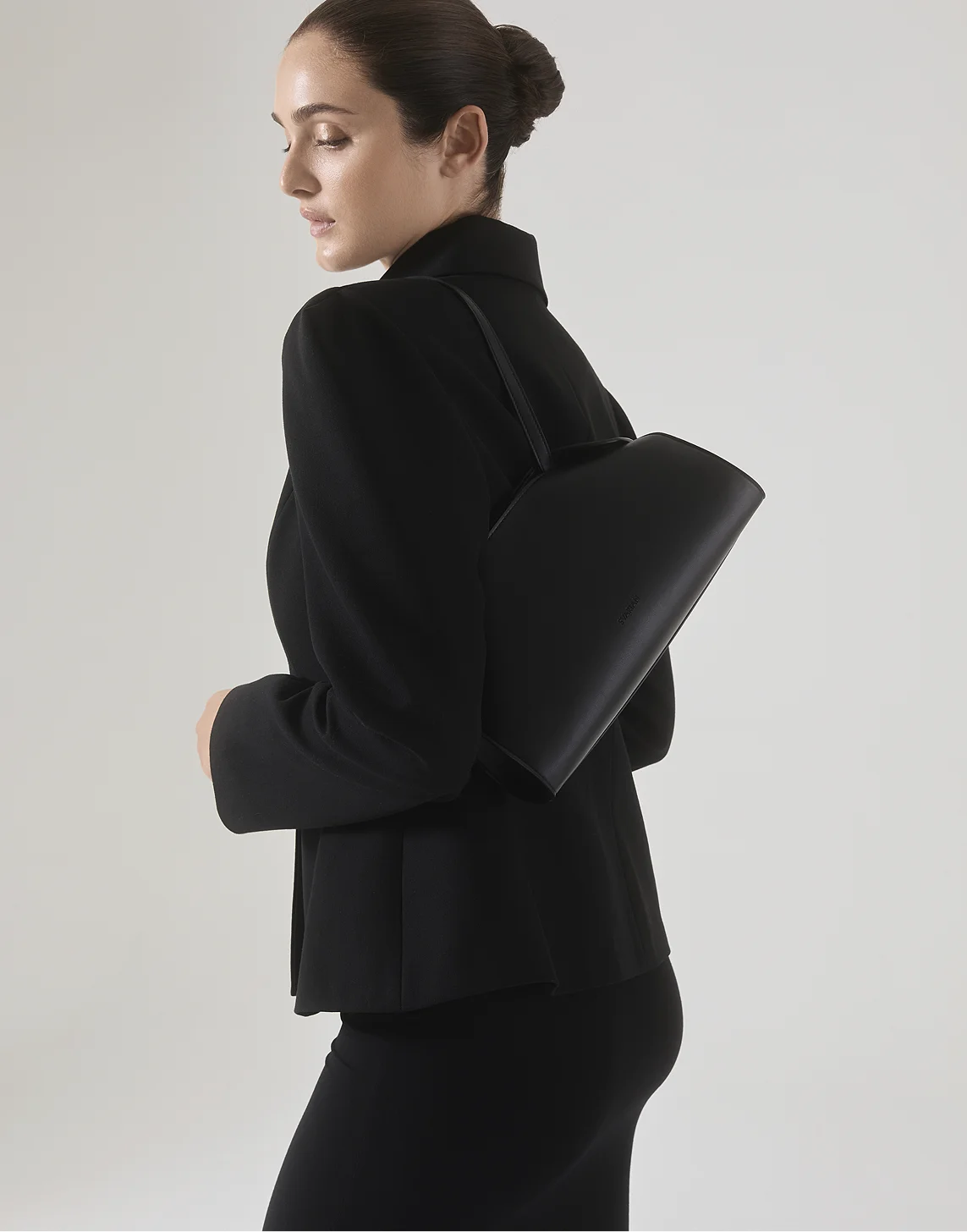 Alma Clutch Onyx