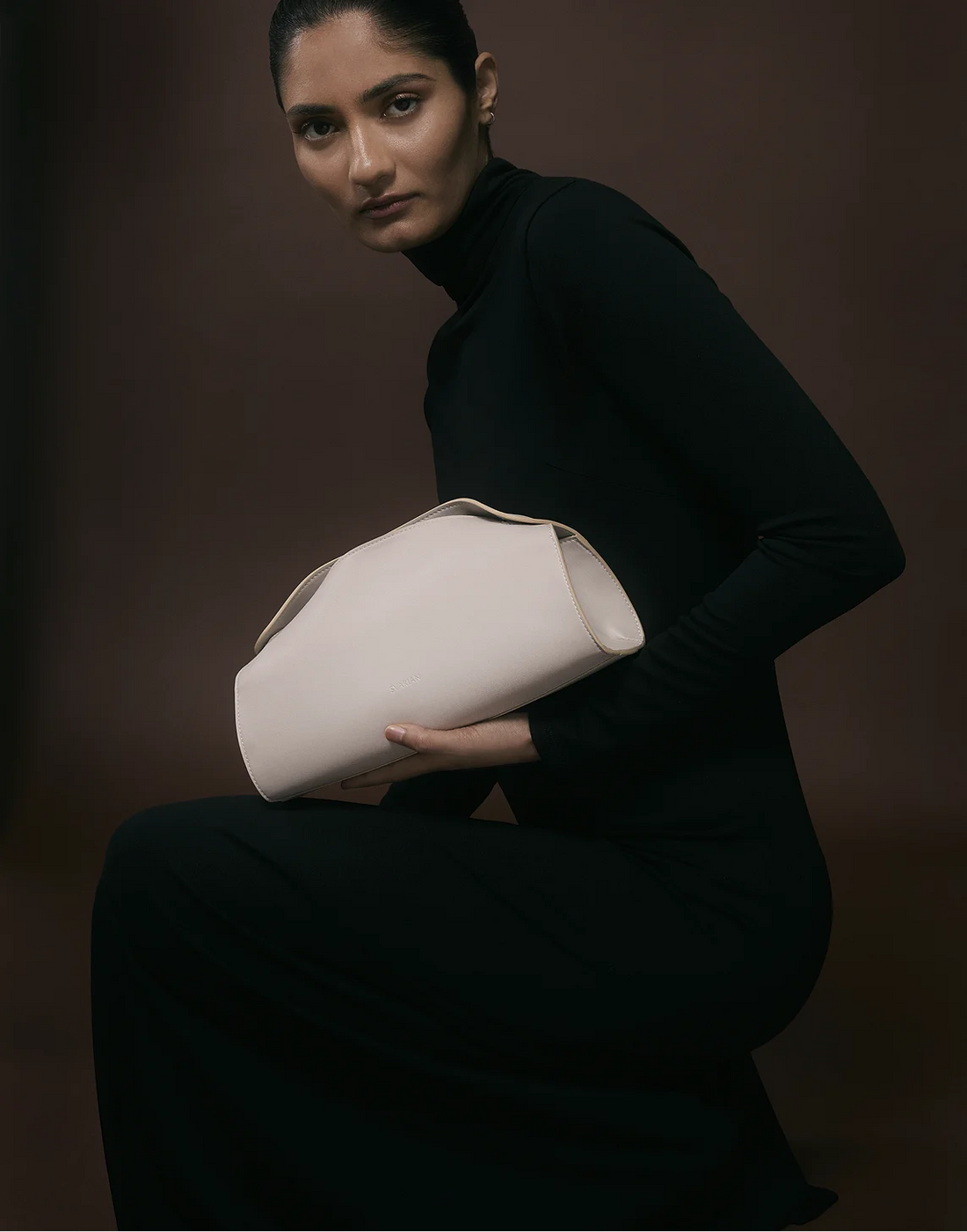 Alma Clutch Stone Cream