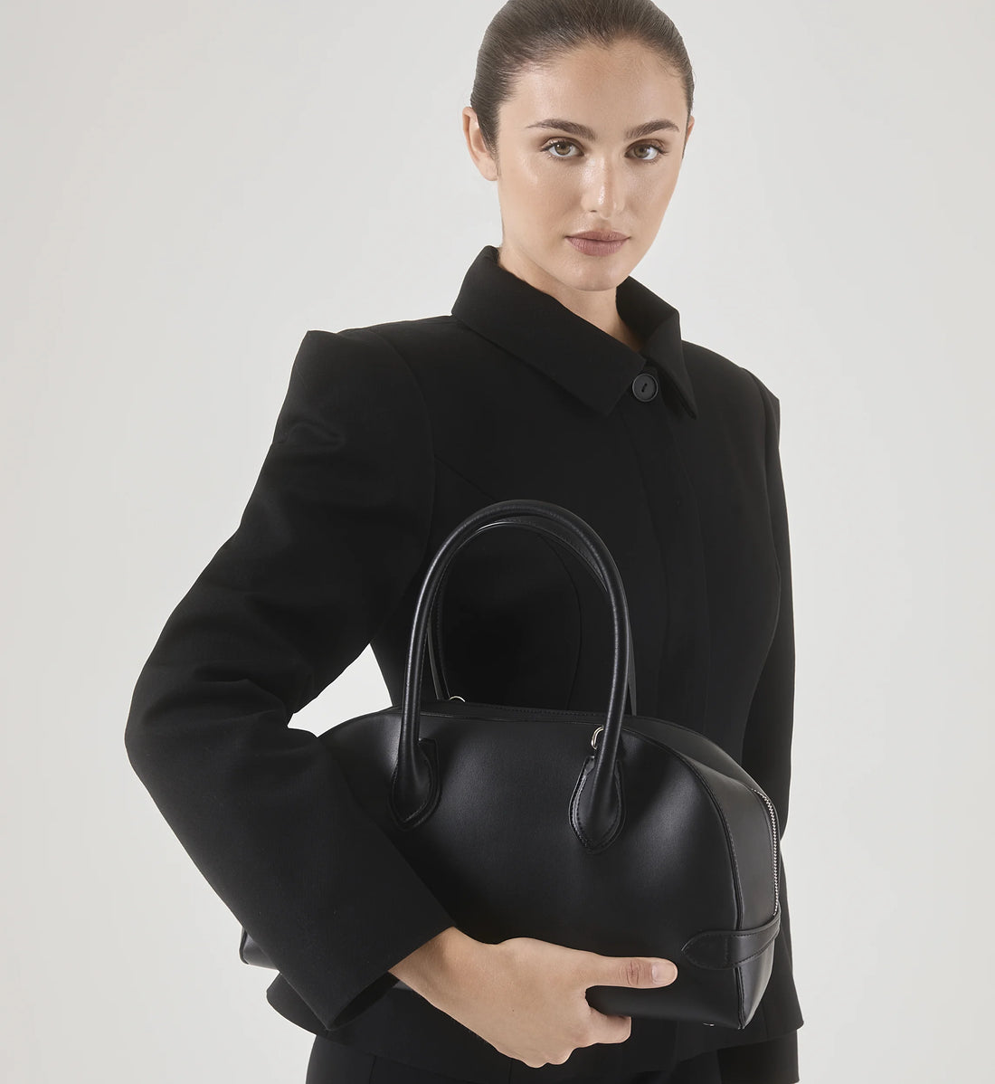 Simone Medium Onyx